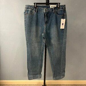 Women's Jeans - Future Collections - Size 16